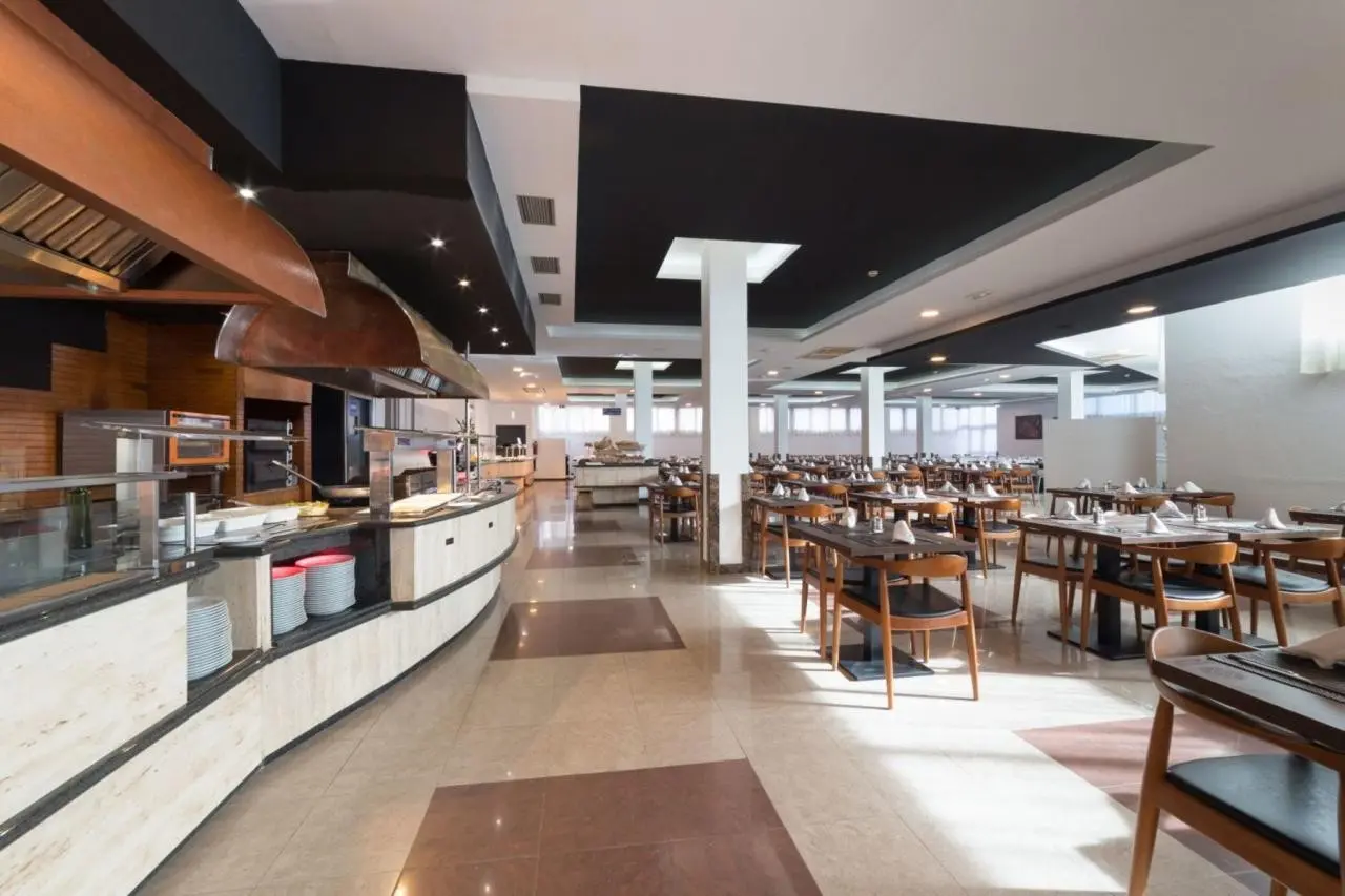 Sandos Benidorm Suites — SANDOS BENIDORM SUITES