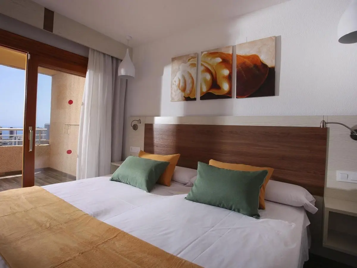 Sandos Benidorm Suites — SANDOS BENIDORM SUITES