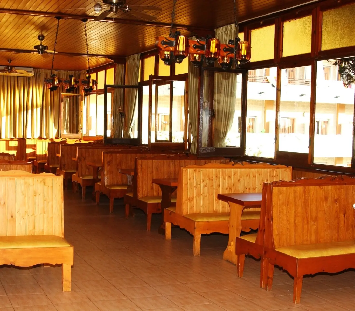 Santa Susanna Resort — SANTA SUSANNA RESORT