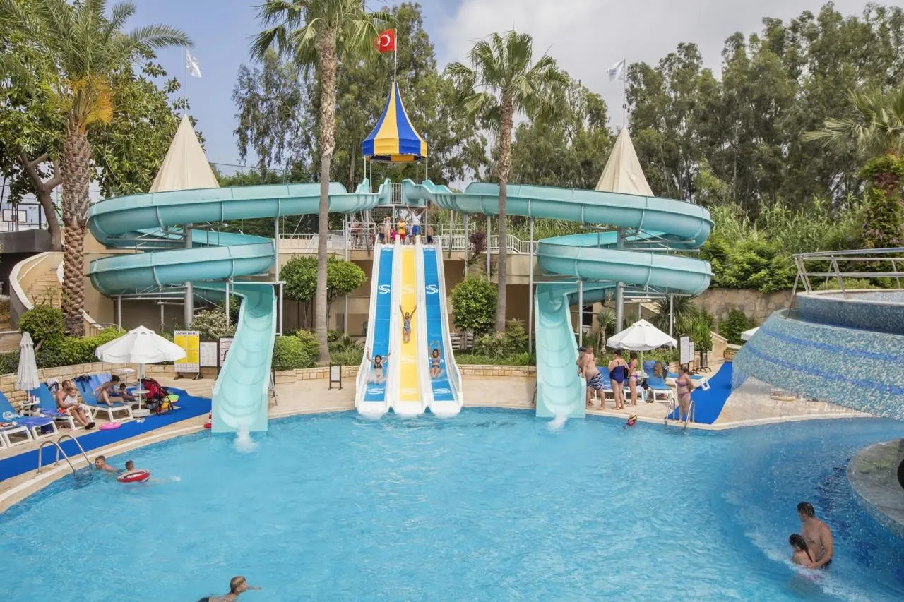 Saphir Hotel & Villas — SAPHIR HOTEL & VILLAS