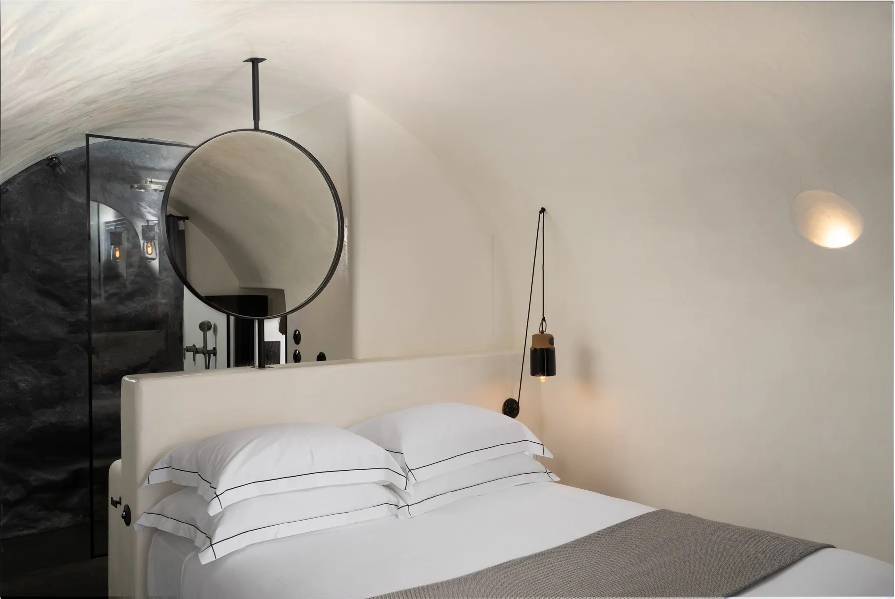 Stella Rocca A Mare Boutique — STELLA ROCCA A MARE BOUTIQUE