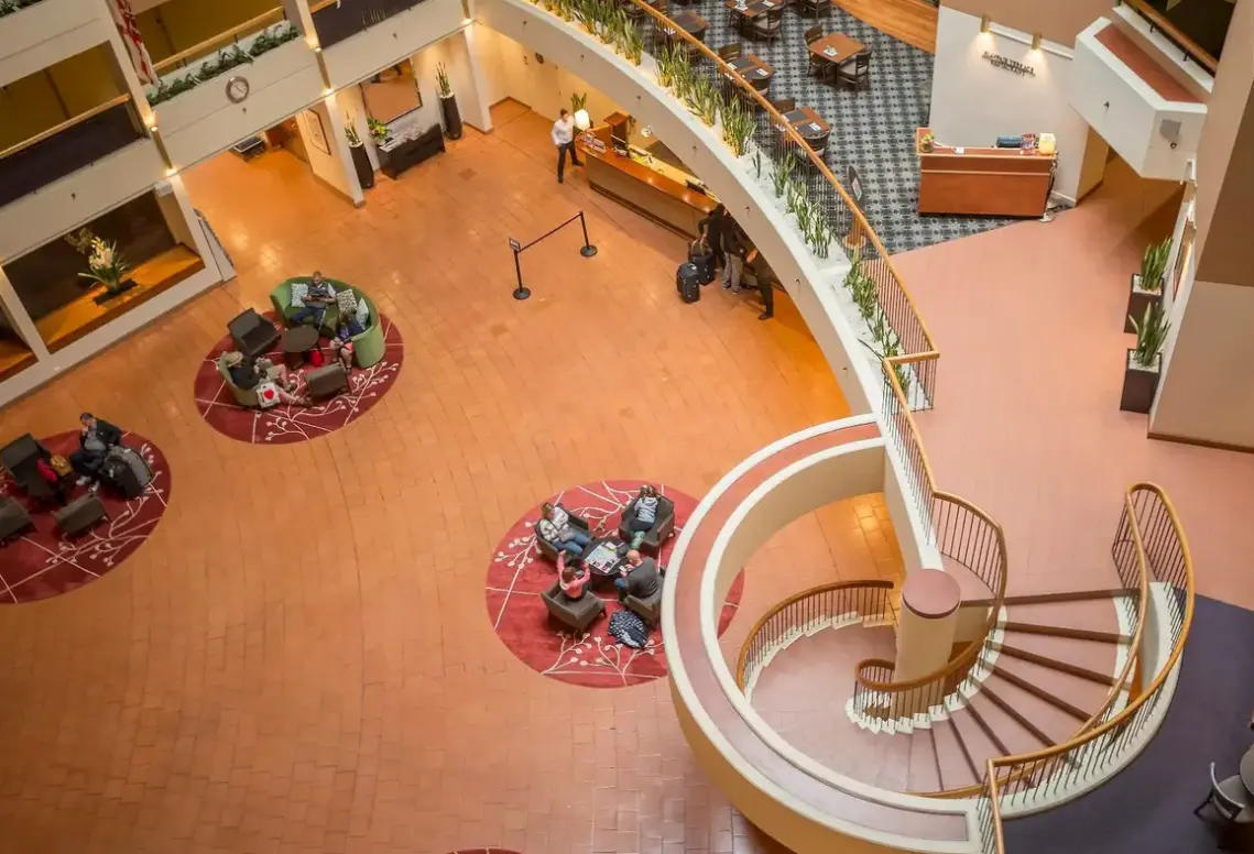 Lobby hotelu Sydney Harbour Hotel