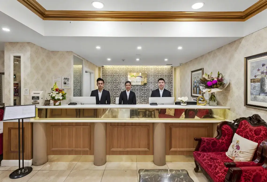 Lobby hotelu Sydney Hotel Cbd