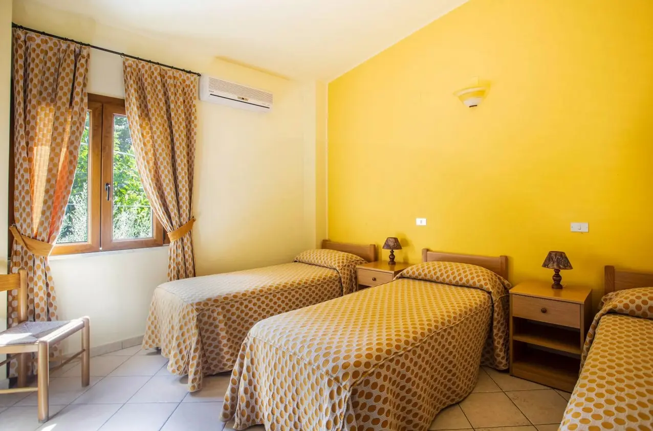 Tonicello Resort — TONICELLO RESORT