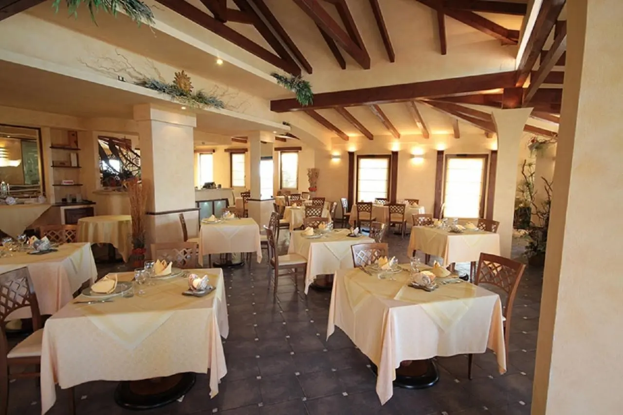 Tonicello Resort — TONICELLO RESORT