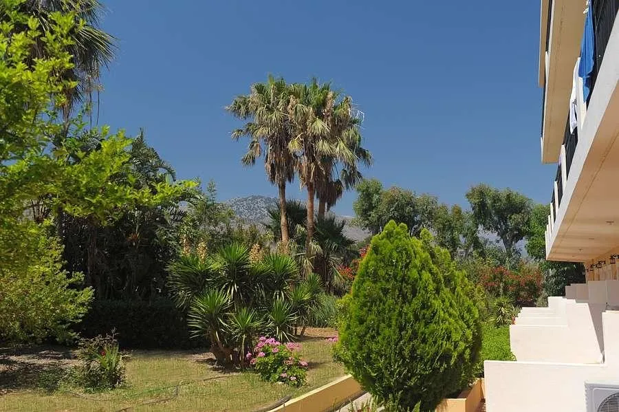 Vantaris Garden — VANTARIS GARDEN