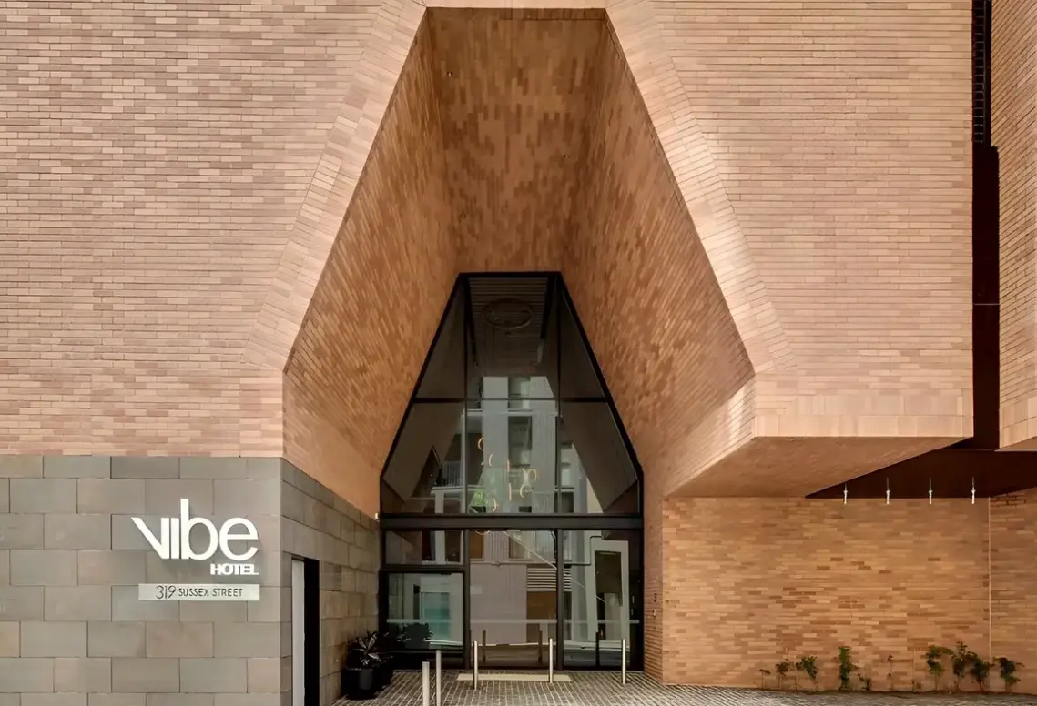 Lobby hotelu Vibe Hotel Sydney Darling Harbour