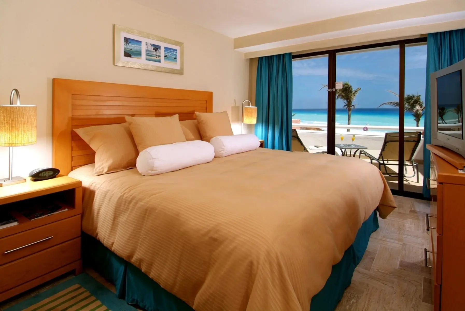 Wyndham Grand Cancun — WYNDHAM GRAND CANCUN