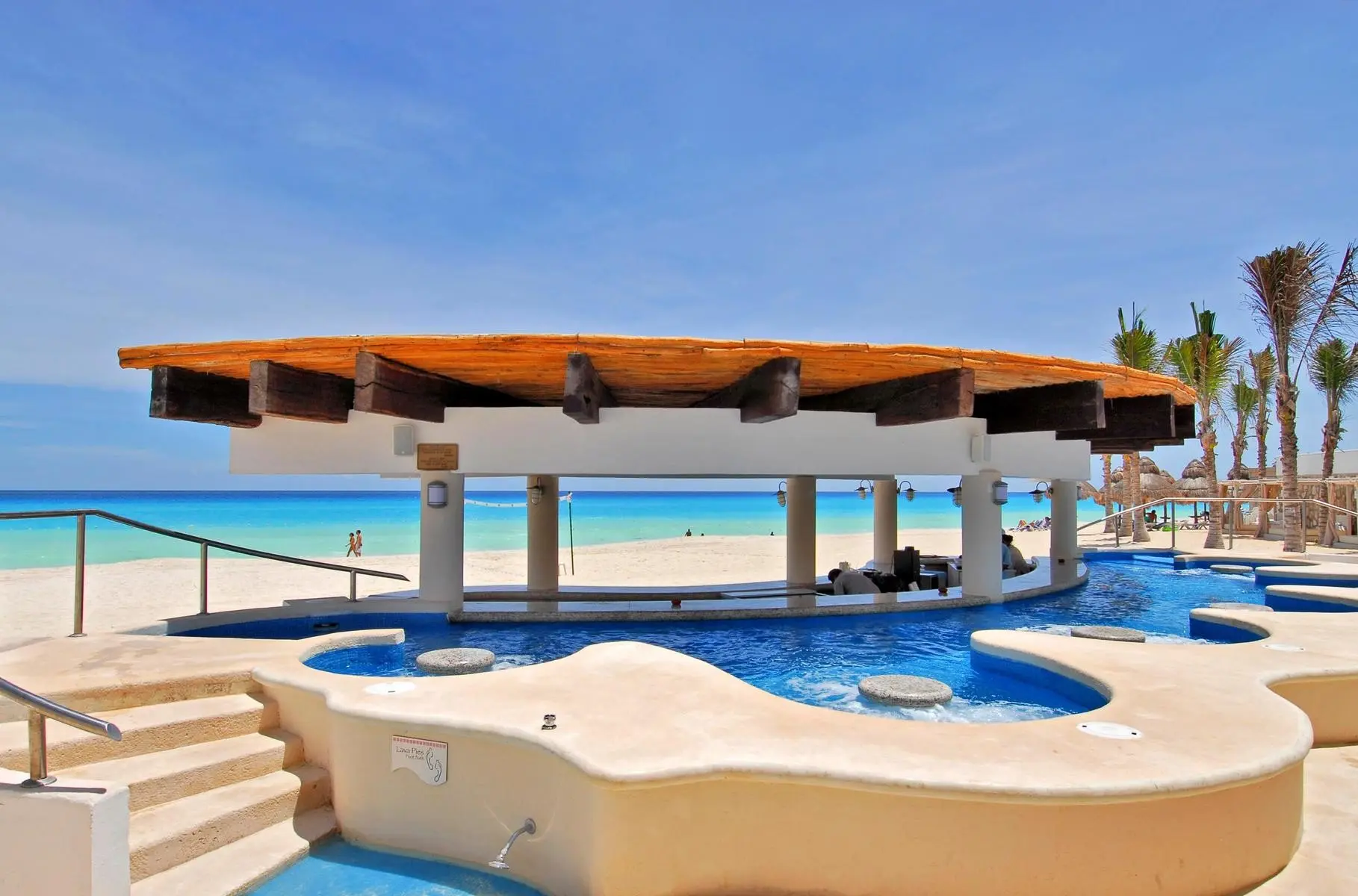 Wyndham Grand Cancun — WYNDHAM GRAND CANCUN