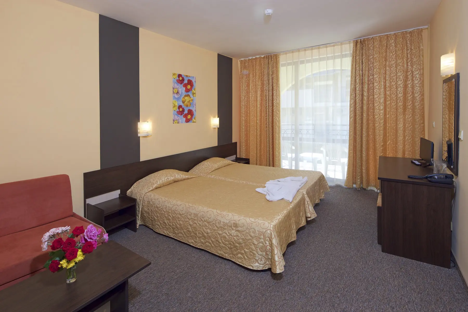 Yavor Palace — YAVOR PALACE