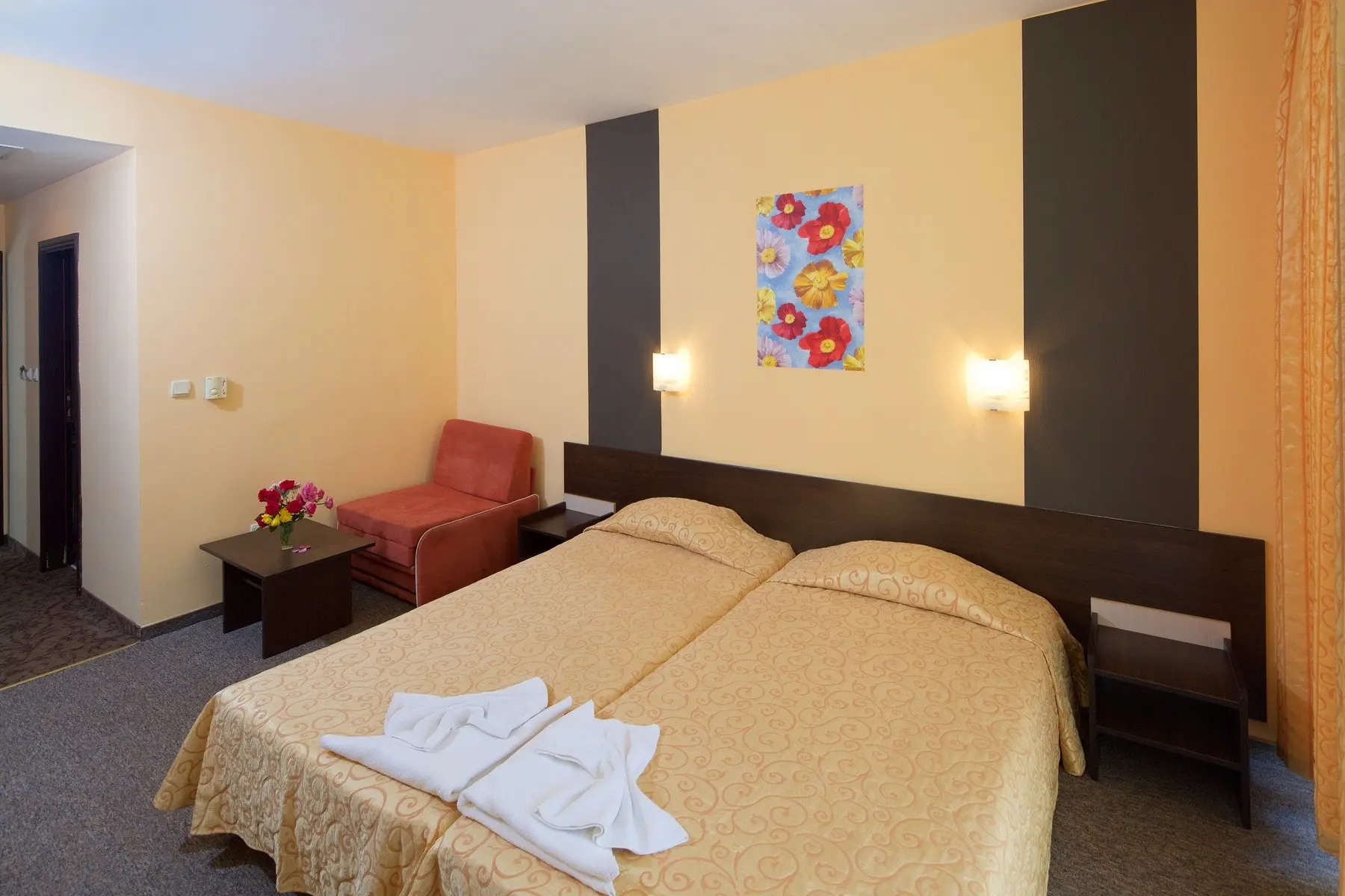 Yavor Palace — YAVOR PALACE