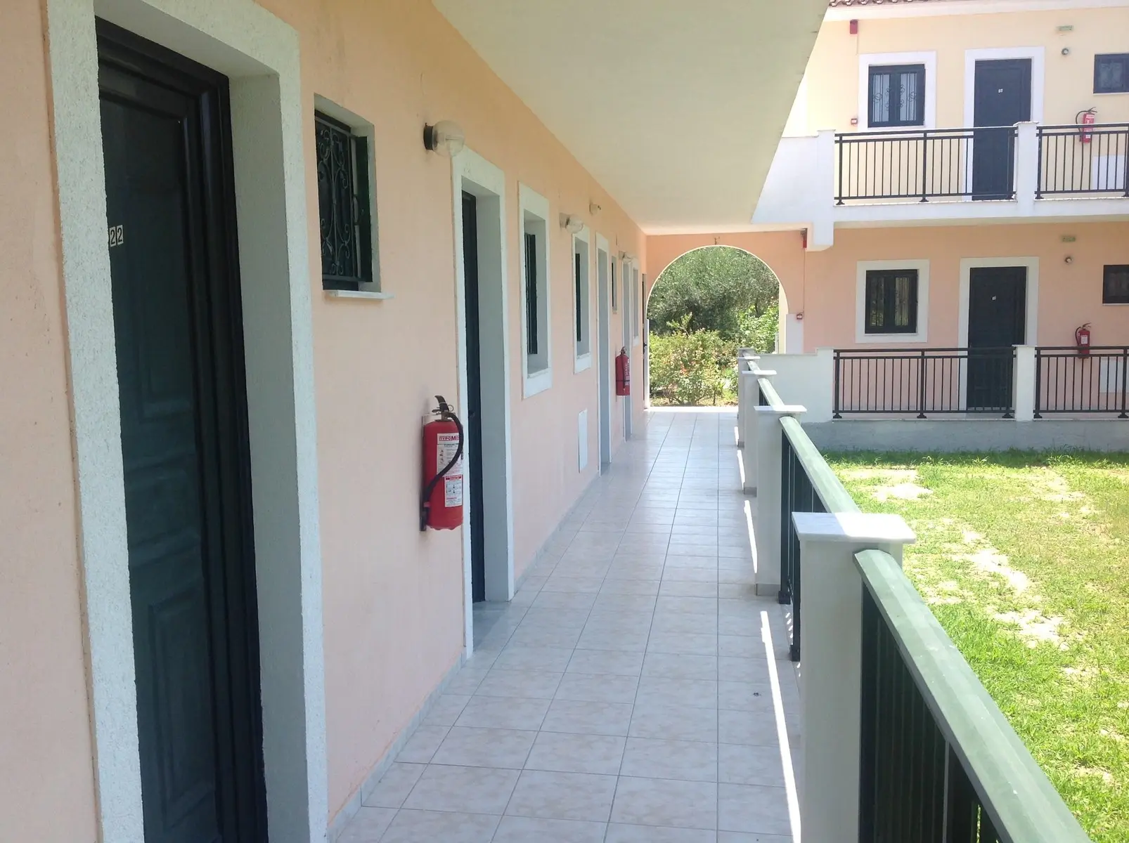 Yianetta Hotel Apartments — YIANETTA HOTEL APARTMENTS