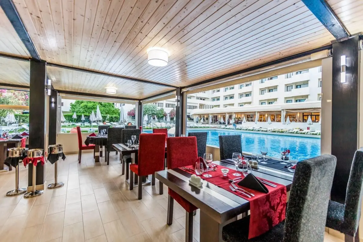 Albufeira Sol Suite Hotel Resort And Spa — ALBUFEIRA SOL SUITE HOTEL RESORT AND SPA