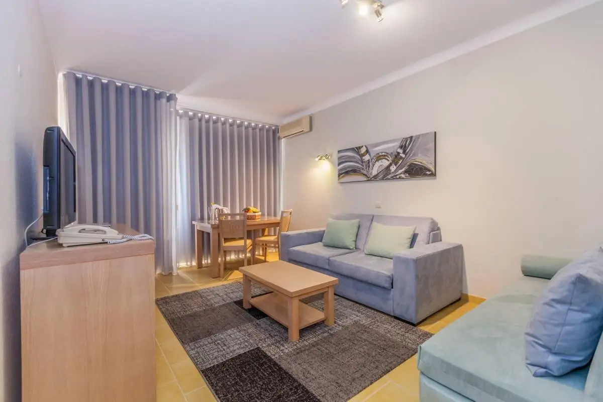 Albufeira Sol Suite Hotel Resort And Spa — ALBUFEIRA SOL SUITE HOTEL RESORT AND SPA