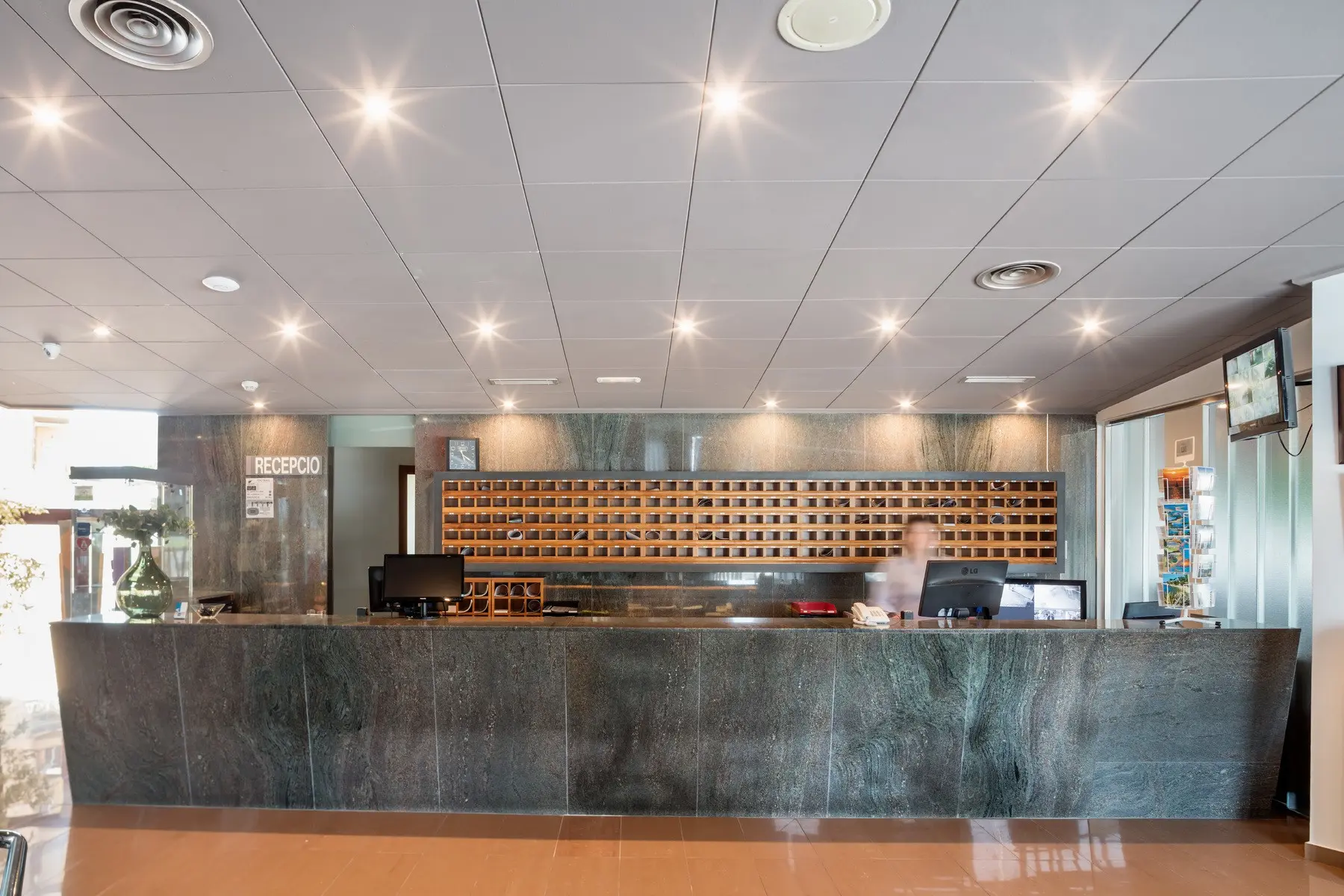 Aqua Hotel Promenade & Spa — AQUA HOTEL PROMENADE