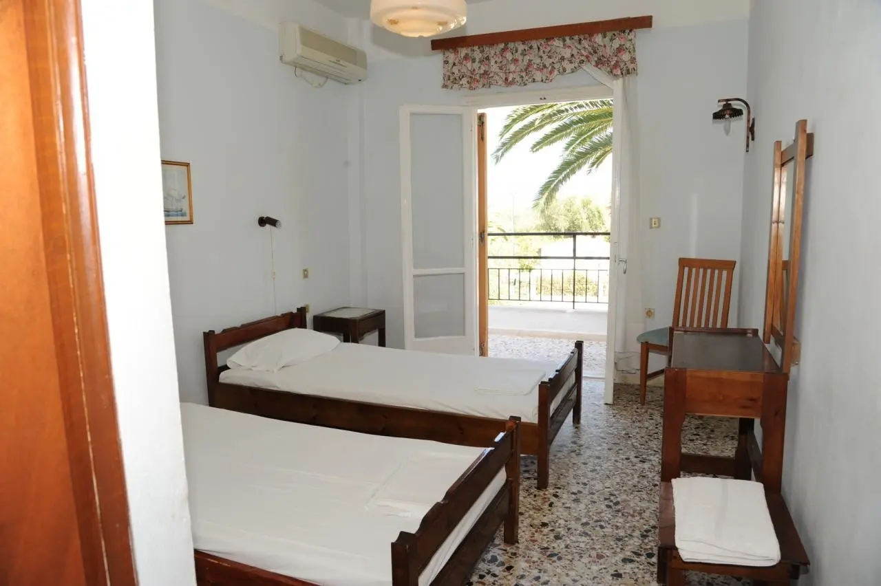 Captain'S Studios Apartments — CAPTAIN'S STUDIOS APARTMENTS