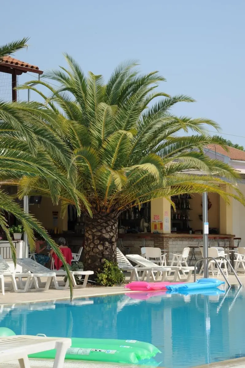 Captain'S Studios Apartments — CAPTAIN'S STUDIOS APARTMENTS