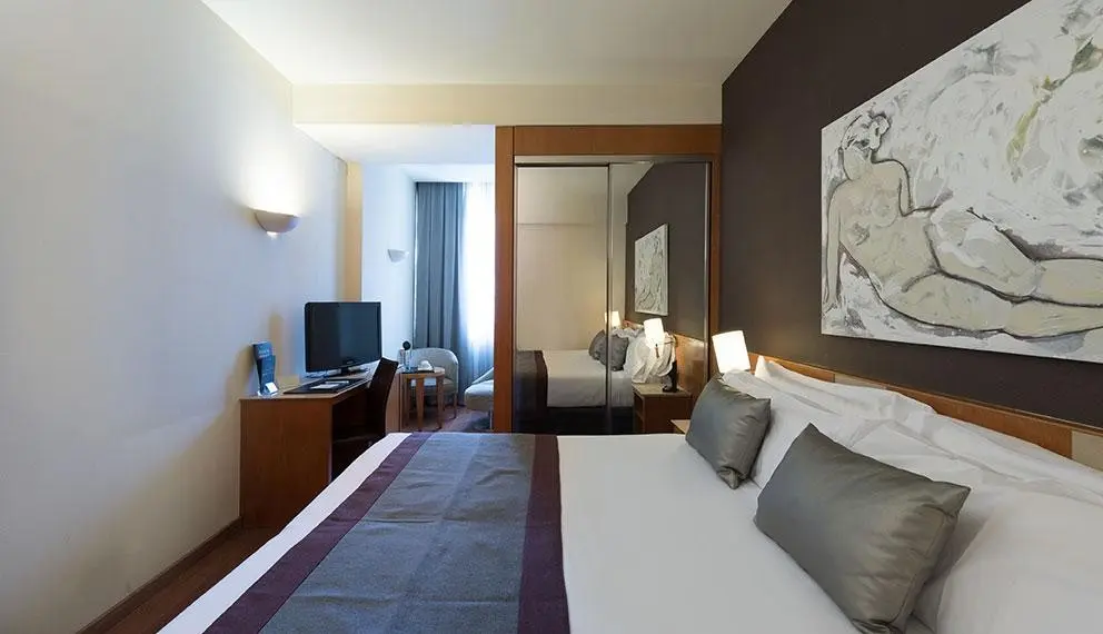 Catalonia Barcelona Plaza — CATALONIA PLAÇA CATALUNYA