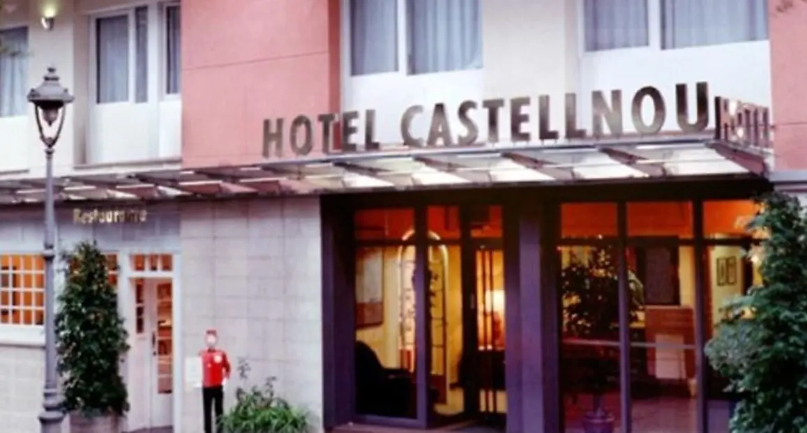 Hotel Catalonia Castellnou