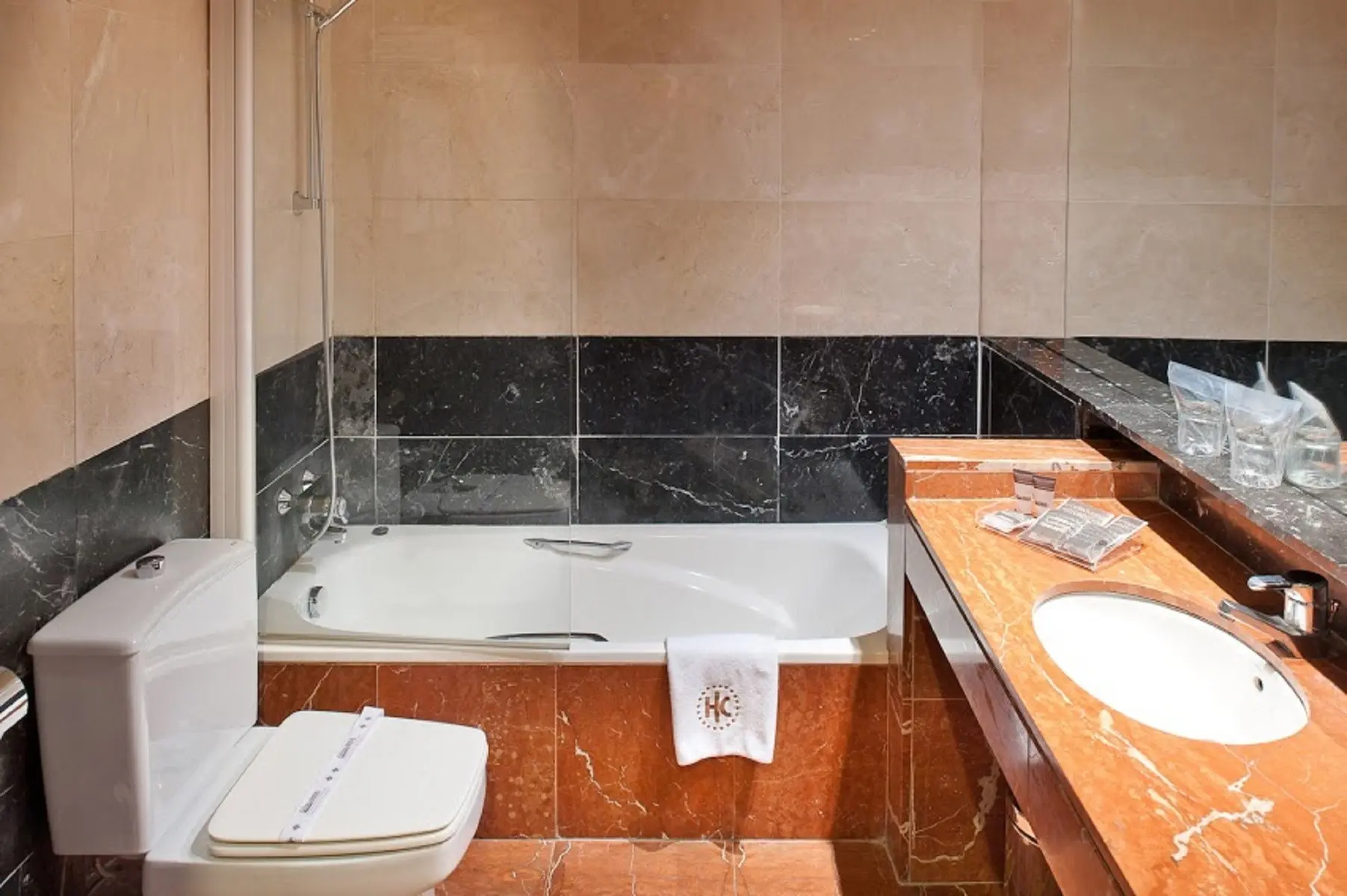 Catalonia Diagonal Centro — CATALONIA DIAGONAL CENTRO