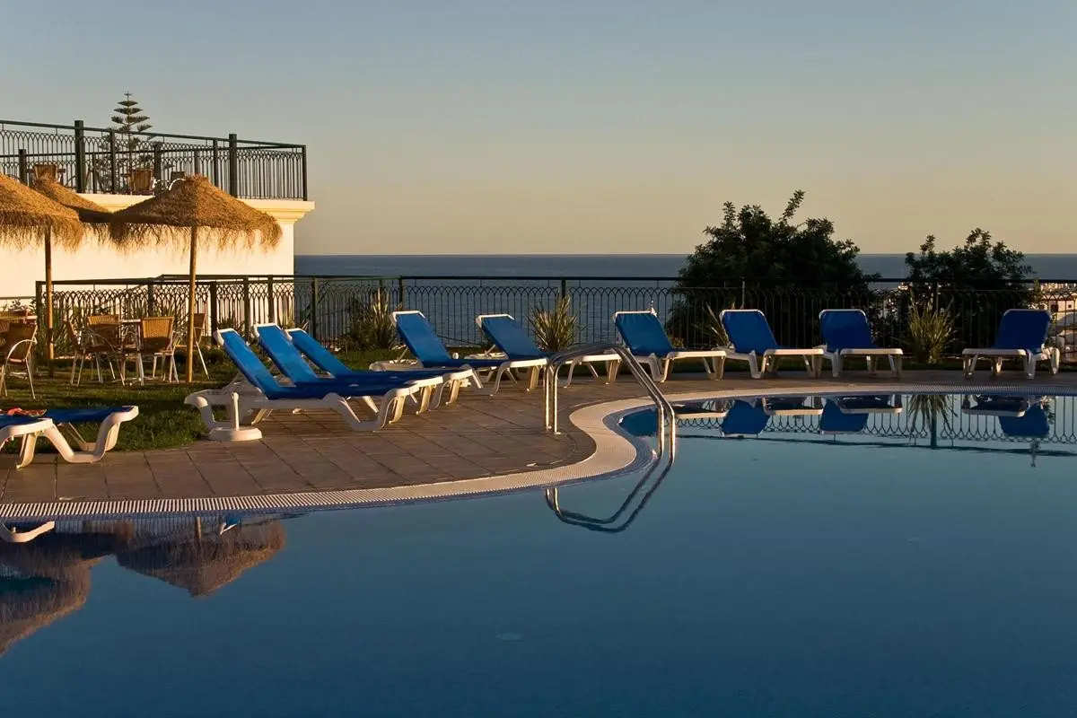 Cerro Mar Atlantico — CERRO MAR GARDEN