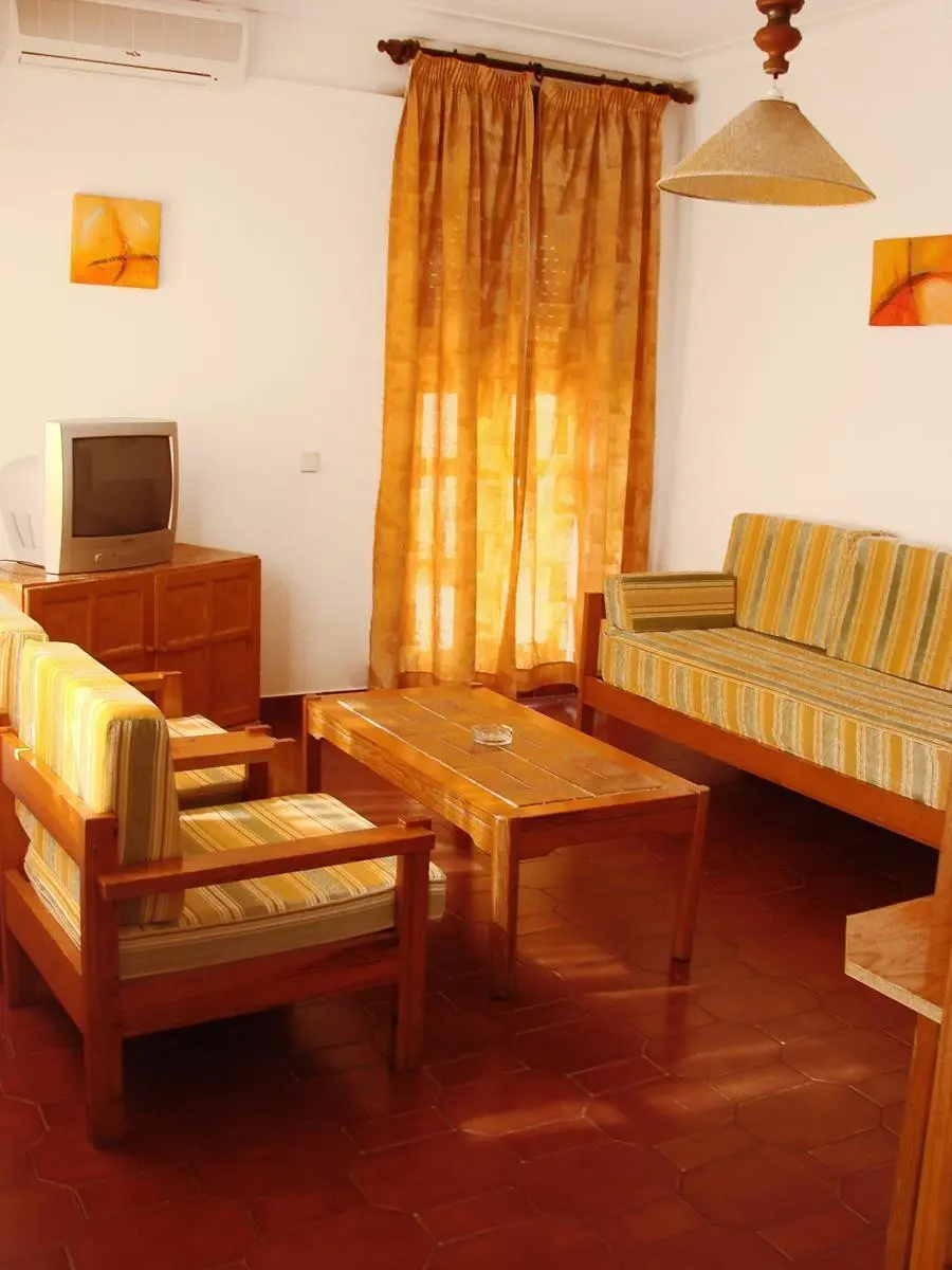 Club Alvor Ferias — CLUB ALVOR FERIAS