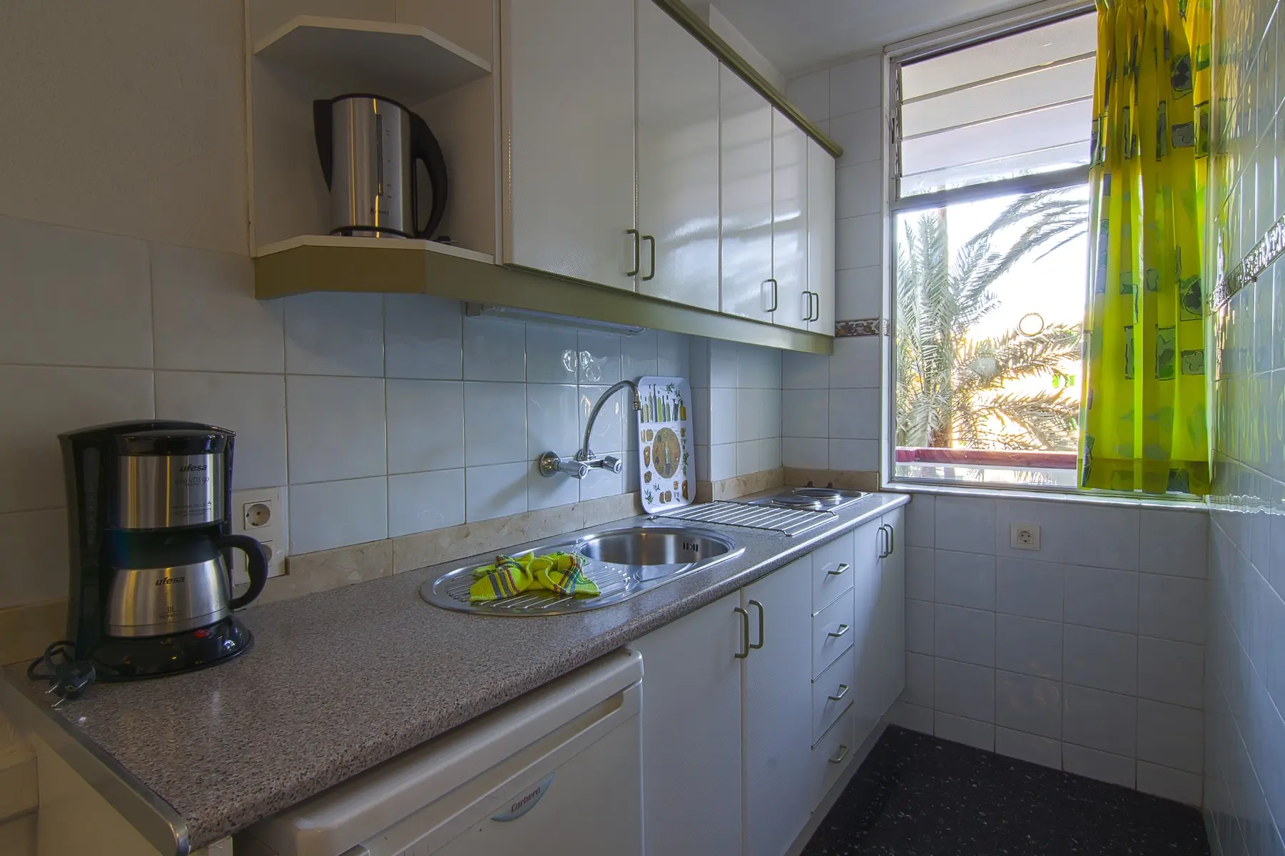 Corona Blanca — CORONA BLANCA