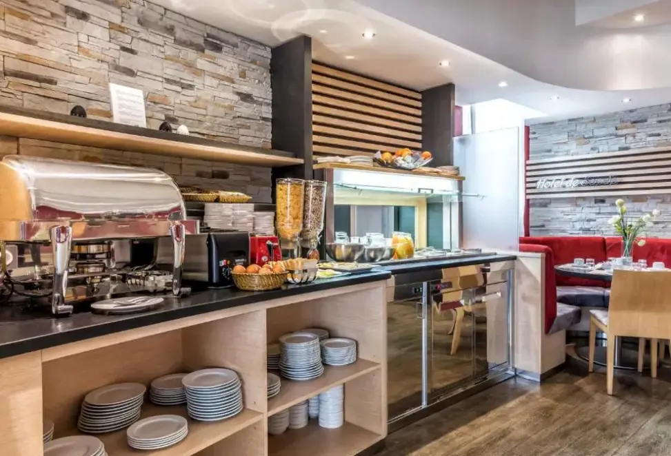 Restauracja i jedzenie w hotelu De Suede