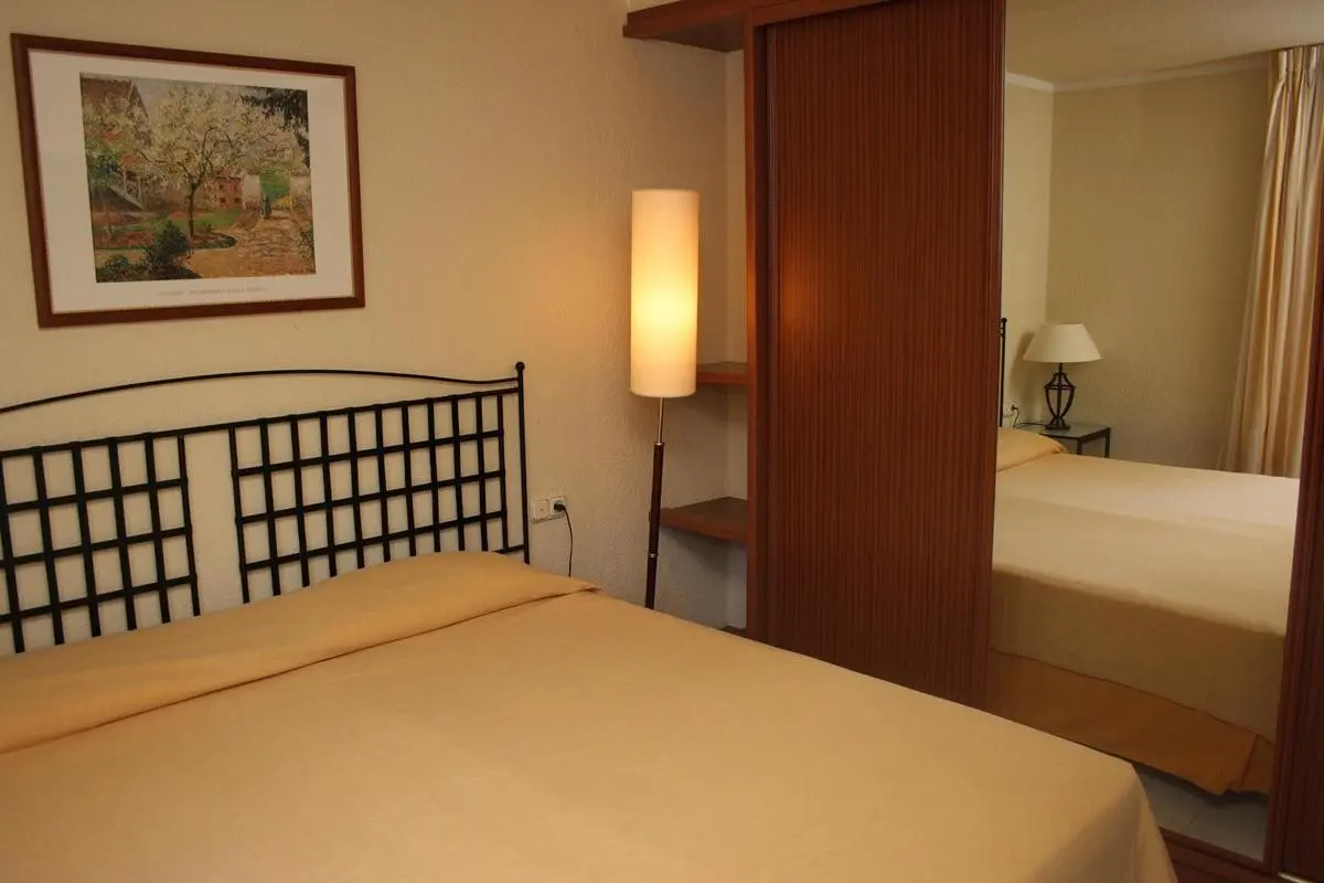 Fuentepark Apartamentos — FUENTEPARK APARTAMENTOS