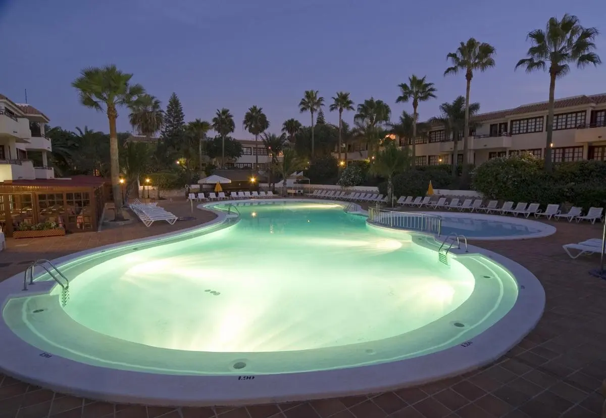 Fuentepark Apartamentos — FUENTEPARK APARTAMENTOS