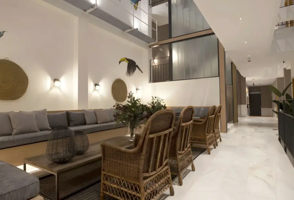 Lobby hotelu GoodNight Cádiz Apartments
