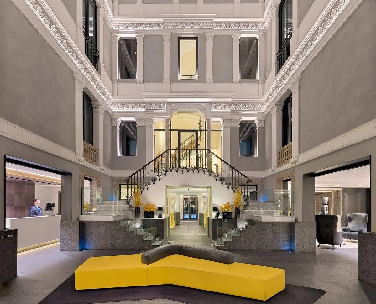 H10 Urquinaona Plaza — H10 URQUINAONA PLAZA