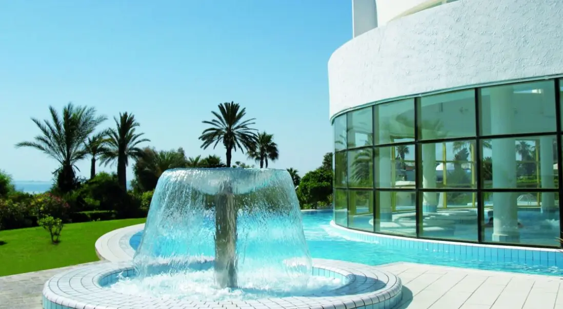 Basen w hotelu Hasdrubal Thalassa & SPA