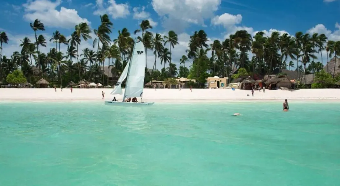 Plaża przy hotelu Hotel Bahari Zanzibar