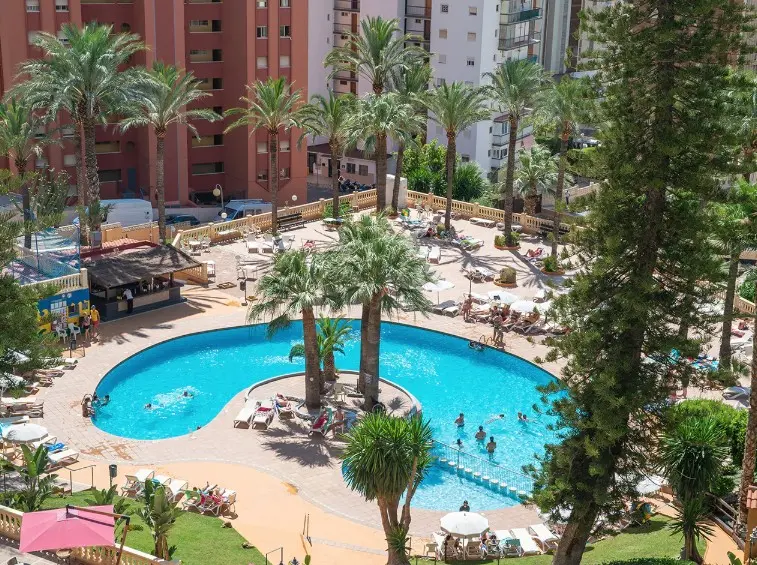 Hotel Benidorm East by Pierre & Vacances — PIERRE VACANCES BENIDORM EAST