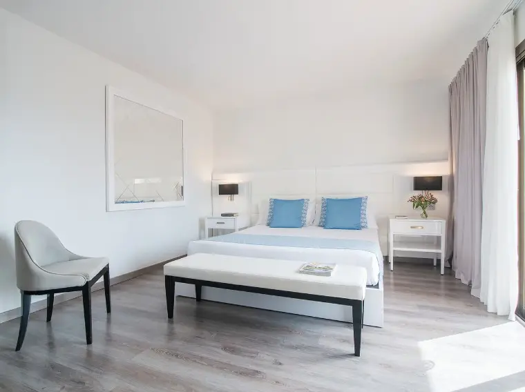 Hotel Benidorm East by Pierre & Vacances — PIERRE VACANCES BENIDORM EAST