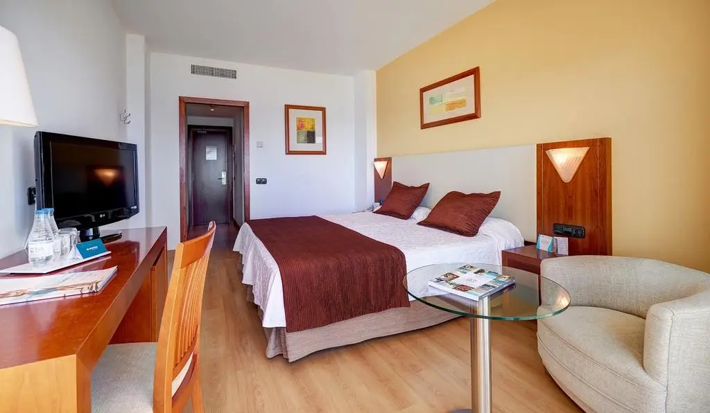 Hotel CM Castell de Mar — CM CASTELL DE MAR