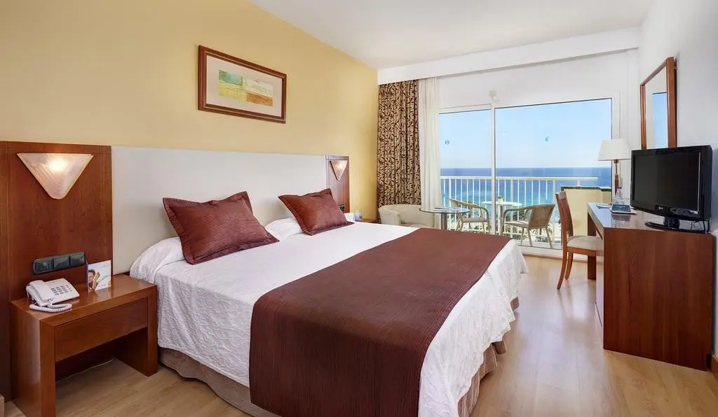 Hotel CM Castell de Mar — CM CASTELL DE MAR