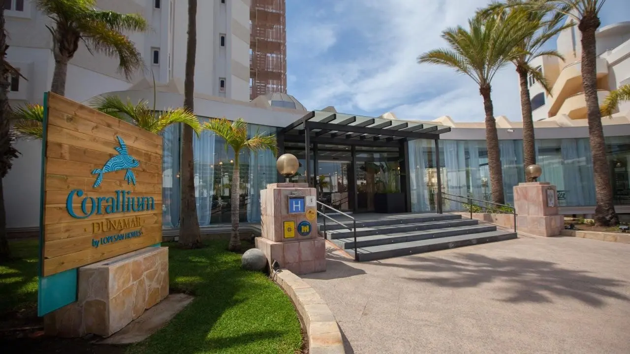 Hotel Corallium Dunamar by Lopesan — CORALLIUM DUNAMAR BY LOPESAN