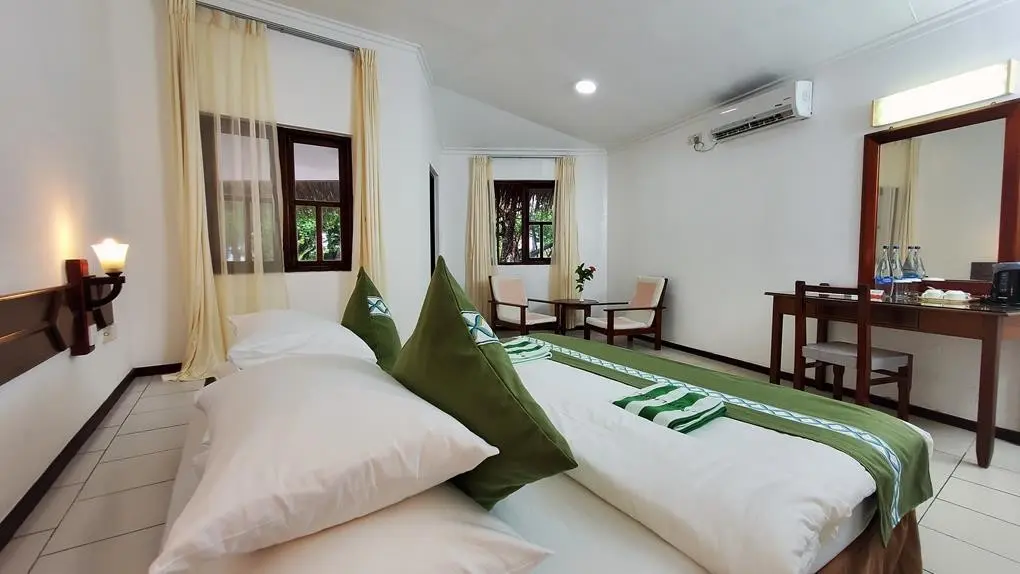 Hotel Fihalhohi Island Resort — FIHALHOHI ISLAND RESORT
