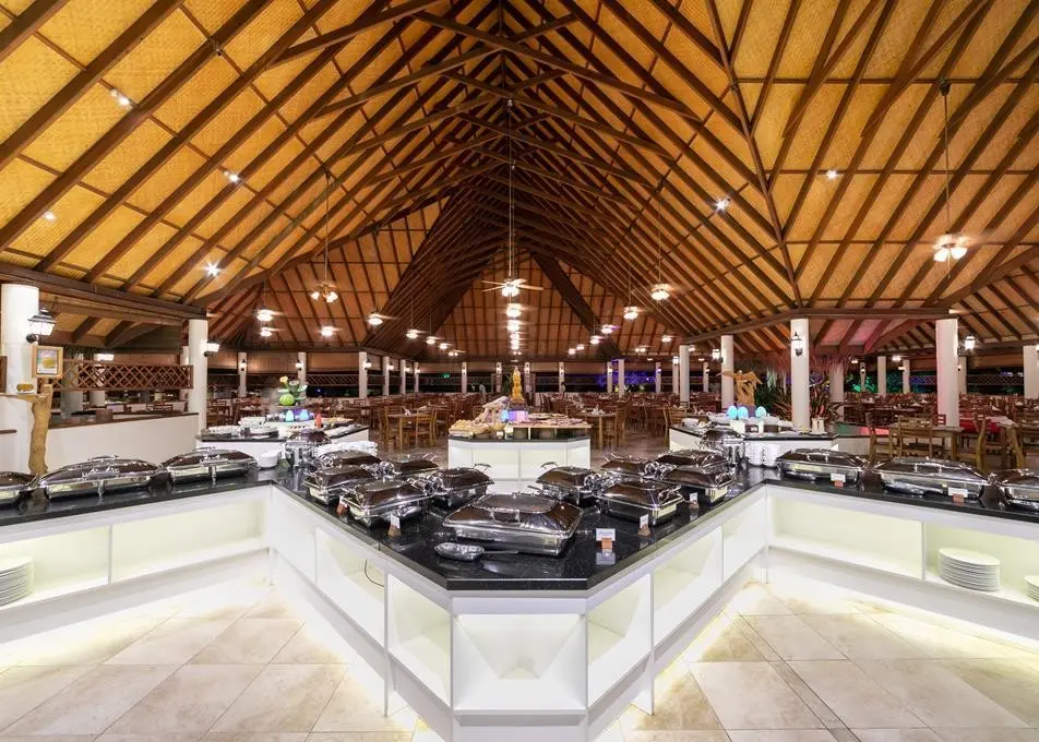 Hotel Fihalhohi Island Resort — FIHALHOHI ISLAND RESORT