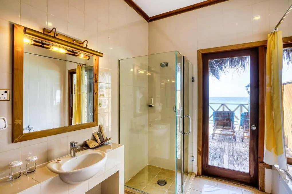 Hotel Fihalhohi Island Resort — FIHALHOHI ISLAND RESORT