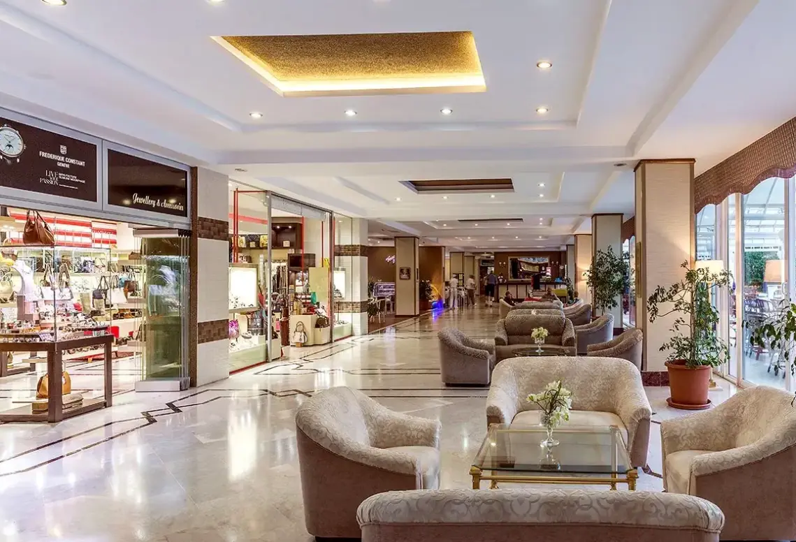 Lobby hotelu Hotel L'Etoile Beach