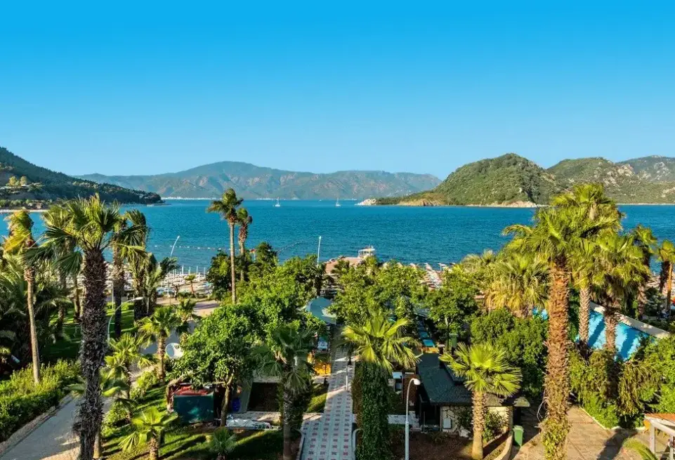 Widok z hotelu Hotel L'Etoile Beach