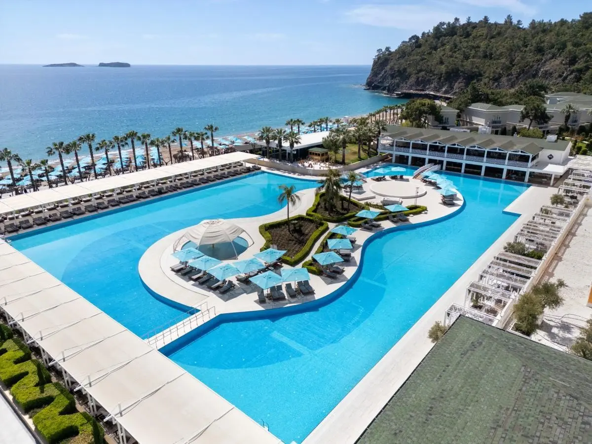 Hotel Nirvana Dolce Vita — NIRVANA DOLCE VITA