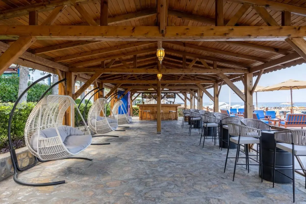 Hotel Nirvana Dolce Vita — NIRVANA DOLCE VITA