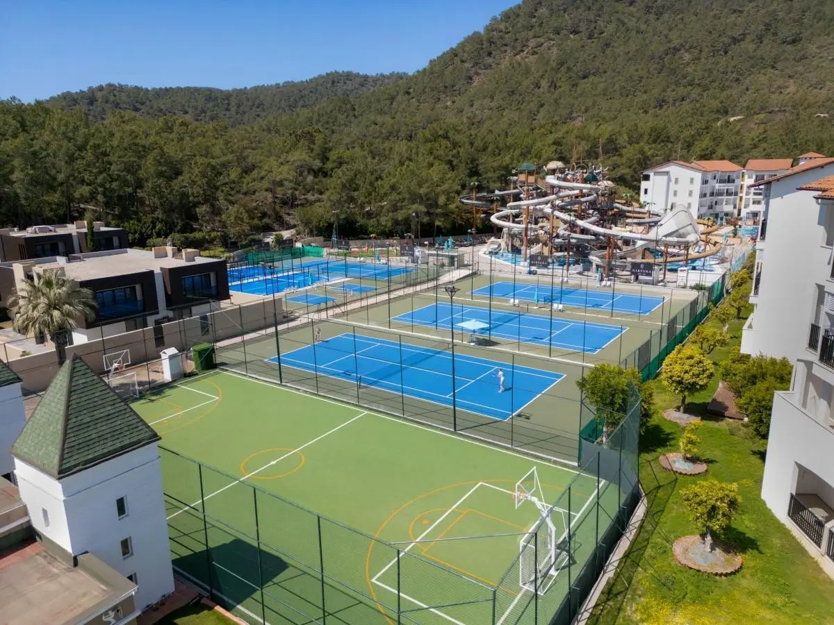 Hotel Nirvana Dolce Vita — NIRVANA DOLCE VITA