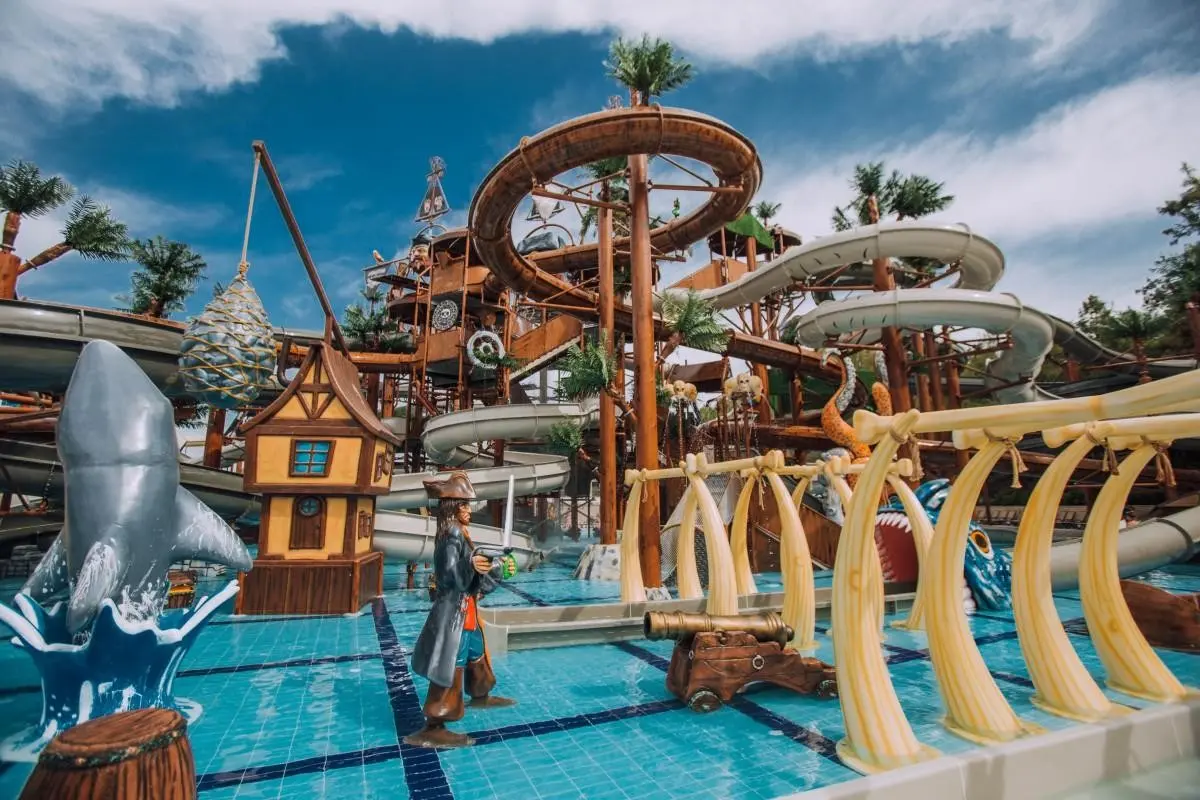 Hotel Nirvana Dolce Vita — NIRVANA DOLCE VITA