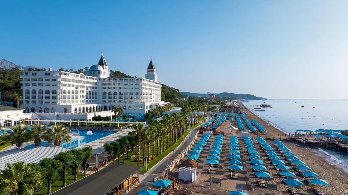 Hotel Nirvana Dolce Vita — NIRVANA DOLCE VITA