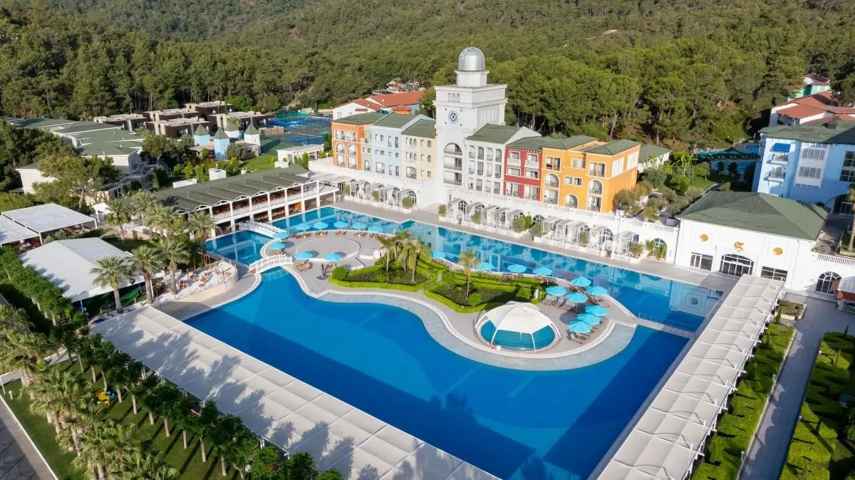 Hotel Nirvana Dolce Vita — NIRVANA DOLCE VITA